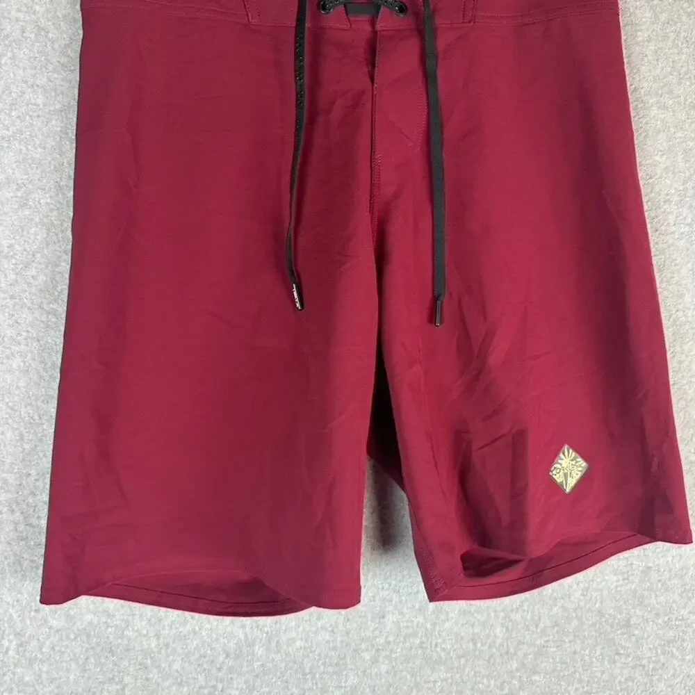 Oakley Mens Sz 30 Performance Fit Board Shorts Swim Maroon Surf